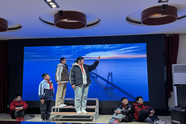 宿城中心小學舉行“山海之聲 童聲瑯瑯”朗讀比賽.jpg